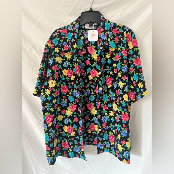 Vintage floral blouse button up - black & flowers - Picture 3 of 5